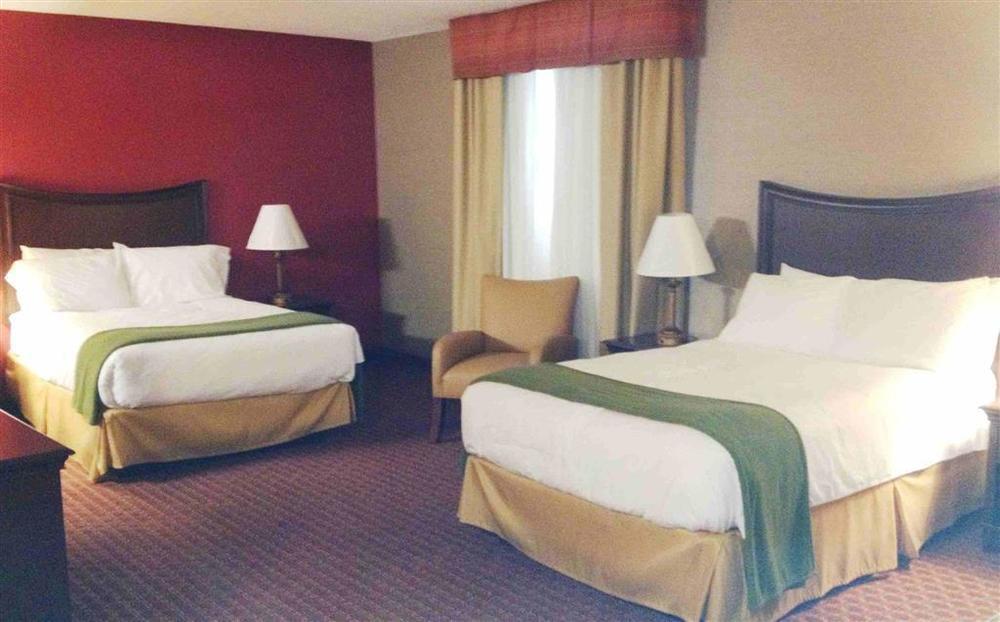 Owego Treadway Inn And Suites חדר תמונה